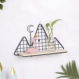 Стенен декоративен рафт в черно – планински мотив