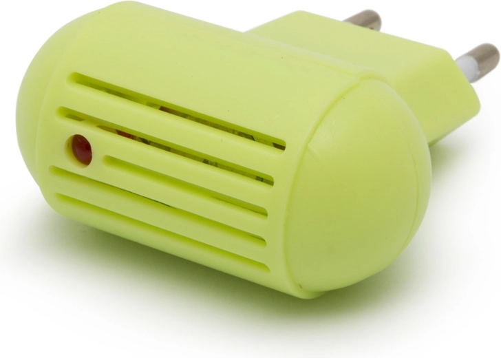 Electric mosquito repellent for 230 V socket