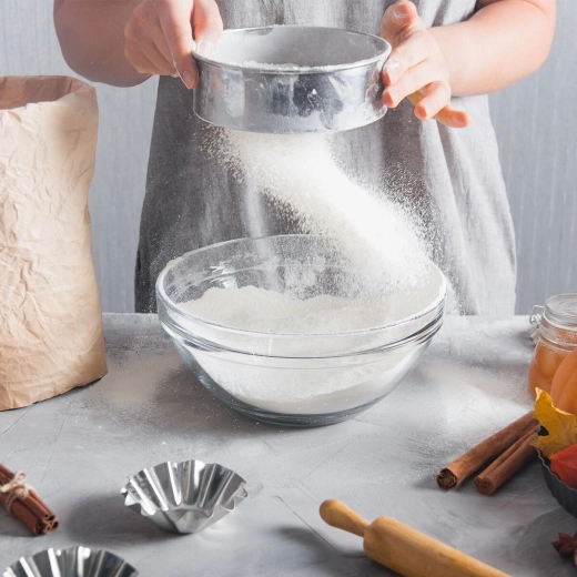 Fine sifting without lumps