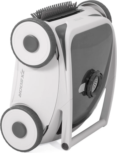 Three motors for stable movement and high performance