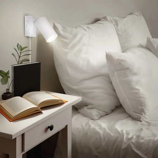 Convenient control with a switch on the light body
