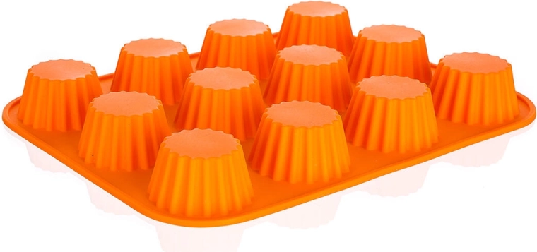 Silicone muffin pan, 12 cups, orange, 32 × 24 cm
