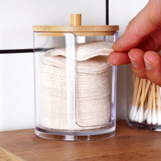 Pad dispenser for quick use