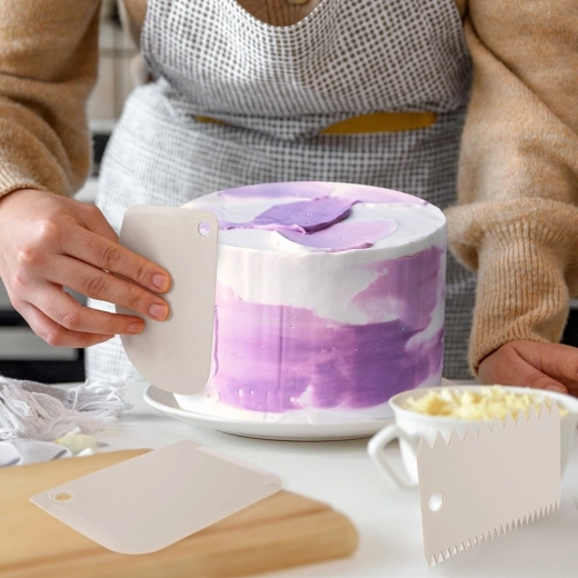 Гладки и назъбени ръбове за прецизно декориране