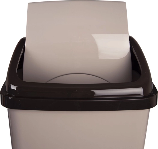 Lightweight and easy-to-clean plastic (UH)