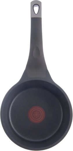 Inner surface with a non-stick look
