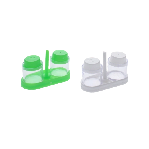 Compact plastic salt and pepper shaker set 6 × 4 cm