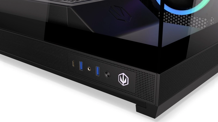 Side I/O with fast USB‑C always within reach