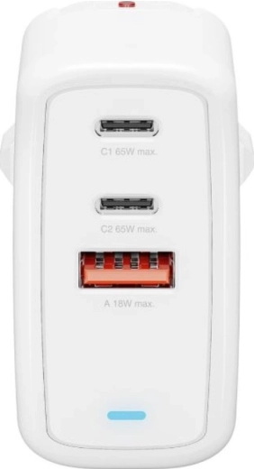 Fast charging up to 65 W for multiple devices