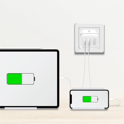 Two USB‑C ports for simultaneous charging
