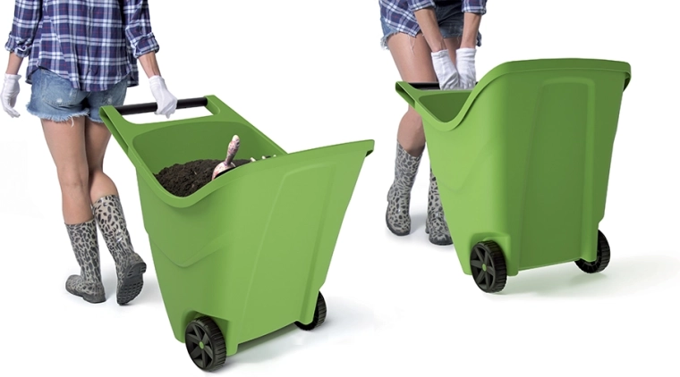 Large 85 l capacity for efficient cleanup