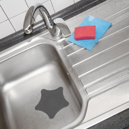 Easy installation and cleaning