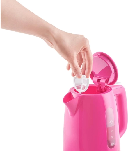 Cleaner water with every pour