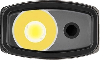 Powerful 1,000 lm light and 101 m throw