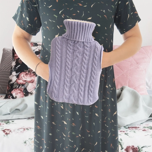 1.6 L hot water bottle for localized warming and home comfort