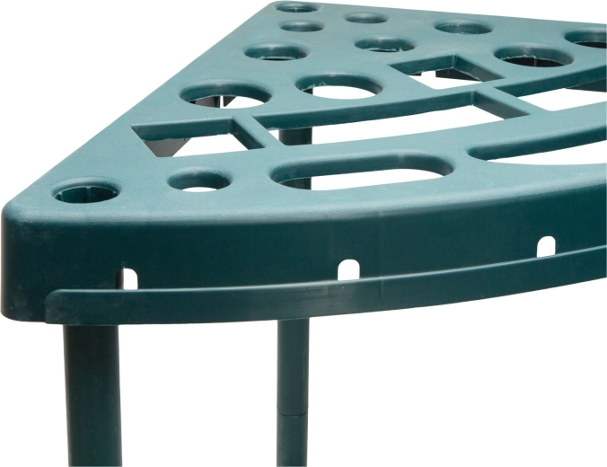 Openings for tools of various sizes