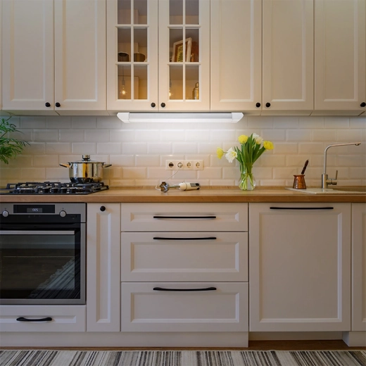 Even light for the kitchen countertop