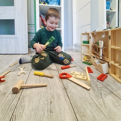 Play that develops motor skills and creativity