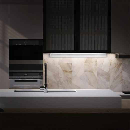 Even light for the kitchen countertop