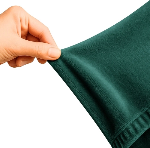 Elastic velvet that adapts to the sofa