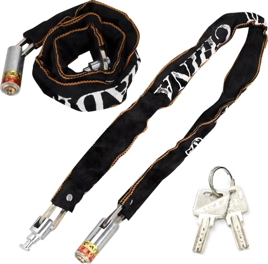 Здрава стоманена верига с предпазен ръкав