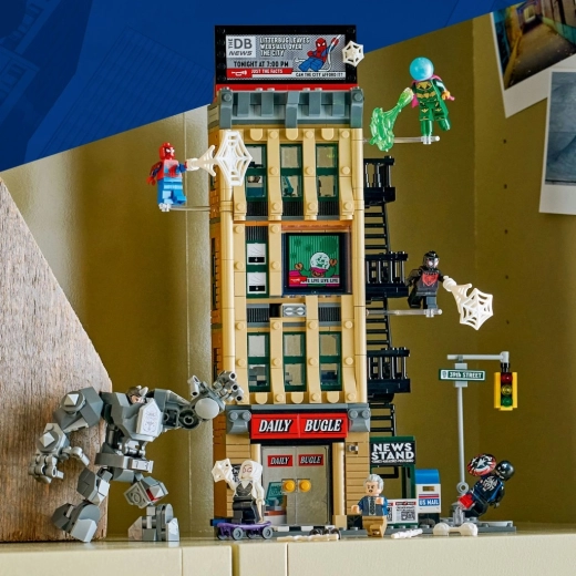 Action play with 7 minifigures
