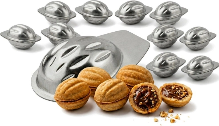 Traditional walnut shape