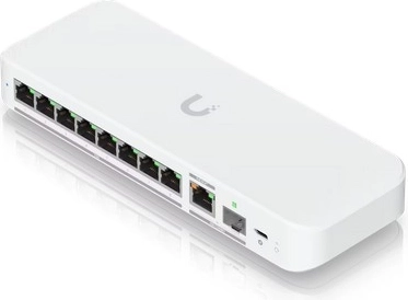 10Gb uplink (RJ45/SFP+) за гръбнака на мрежата