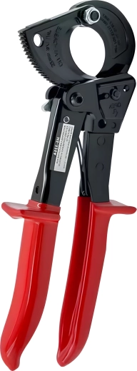 Ergonomic insulated handles