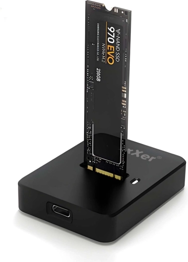 Докинг станция за M.2 SATA и NVMe SSD с USB-C