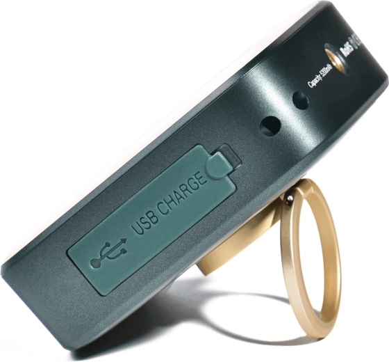 Power bank with 5200 mAh capacity