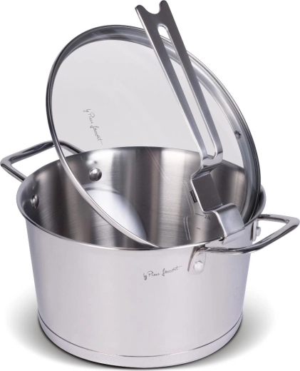 Lamart stainless steel saucepan with lid 22 cm