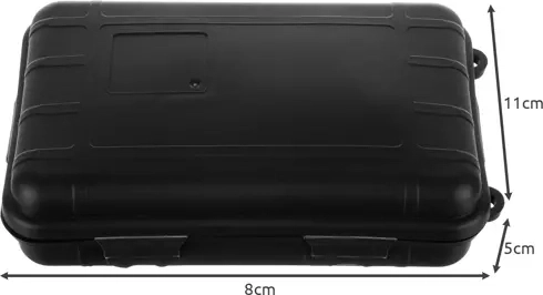 Waterproof lockable case with sealing