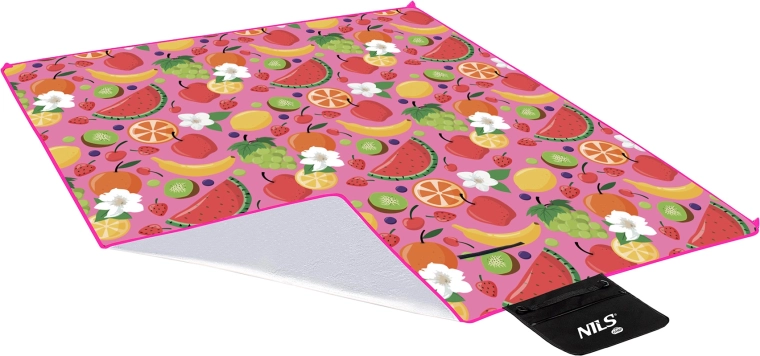 Three-layer insulation for warmth and dryness