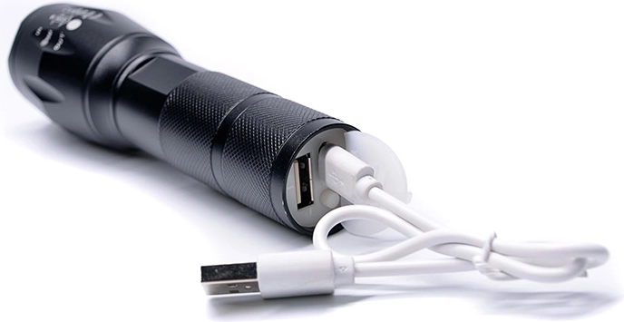 Практично зареждане през micro USB