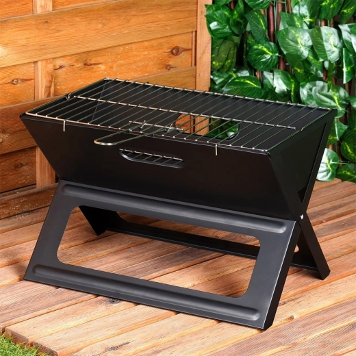Stable construction for outdoor grilling