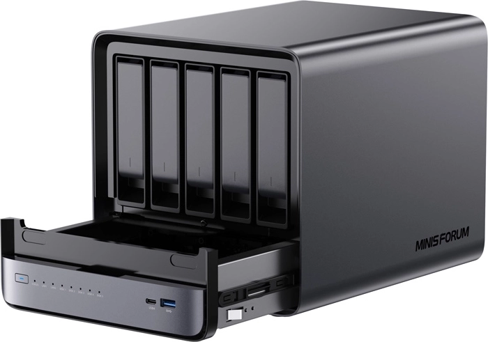 Огромен капацитет и гъвкаво хранилище до 144 TB