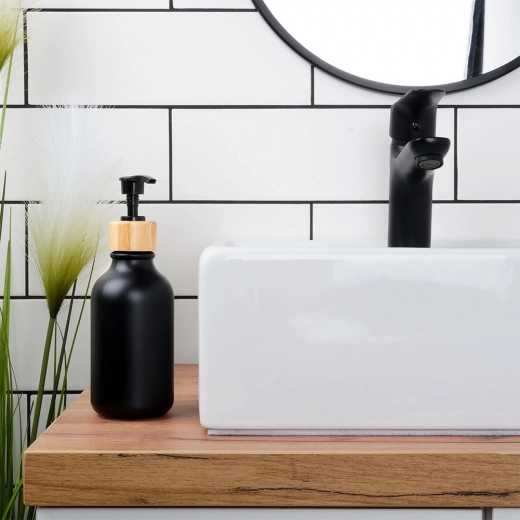 Lightweight, durable, and easy to clean