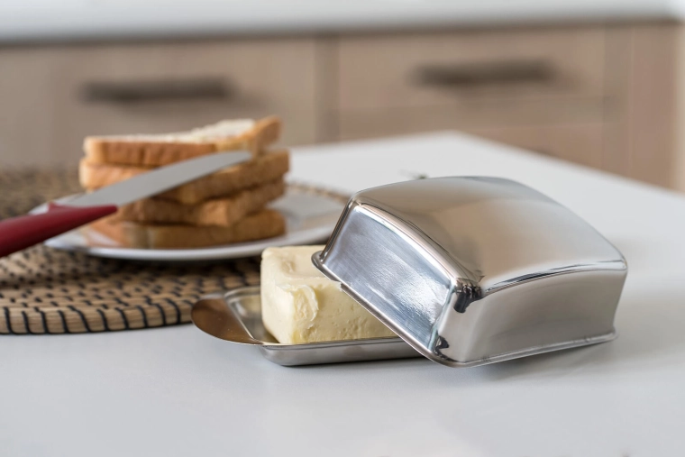 Ideal for the table and the fridge