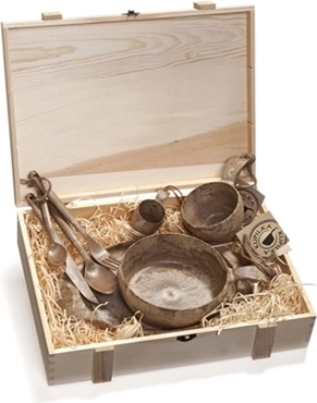 KUPILKA Premium Outdoor Tableware Set, Brown