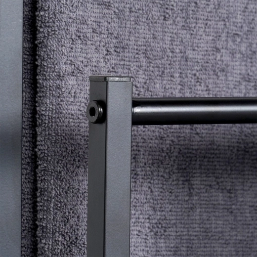 Здрава метална конструкция с матова повърхност