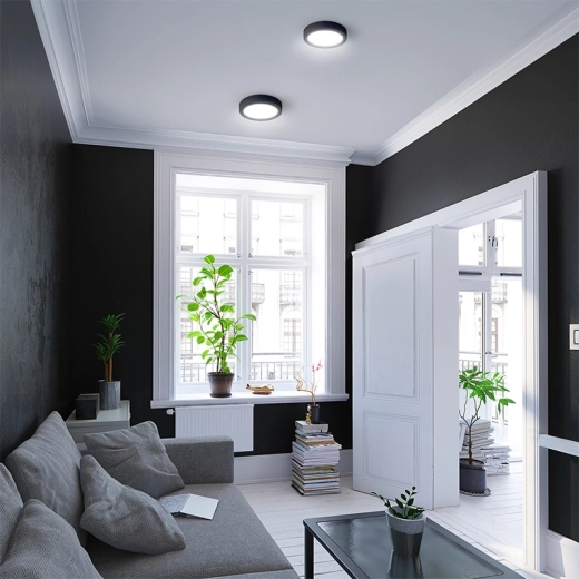 Powerful and even ceiling lighting