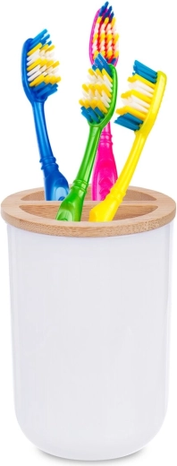 Neat storage for multiple toothbrushes
