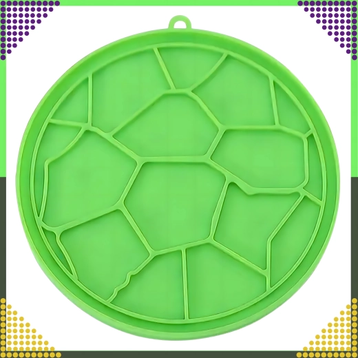 Green silicone lick mat for dogs and cats
