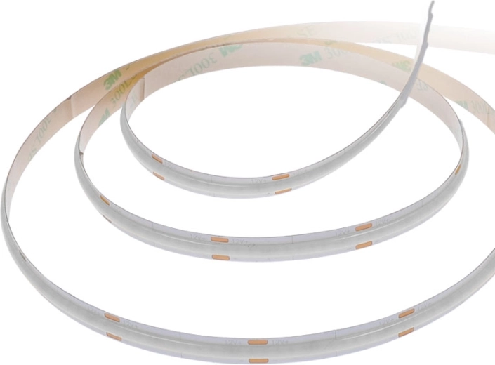 Easy installation thanks to the self-adhesive layer