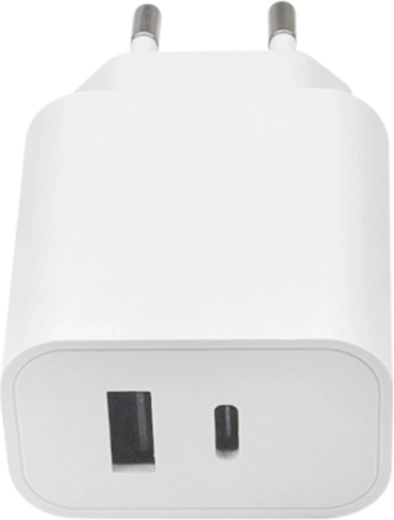 30 W fast charging with PD and QC