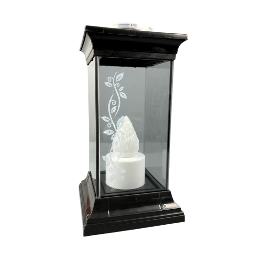 Elegant glass lantern