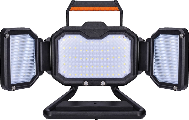 Output up to 5000 lm and 3 lighting modes