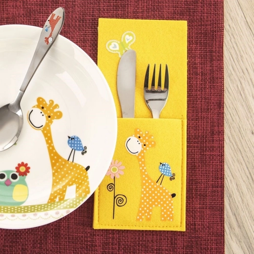 Practical pocket for cutlery