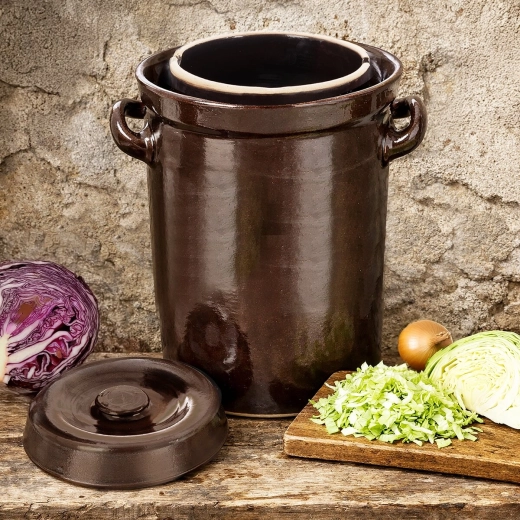 Large 15 L capacity for family-sized batches